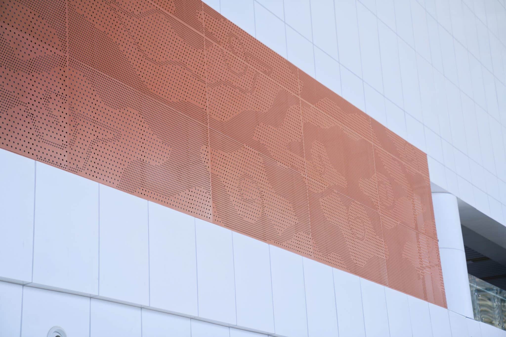 Stasiun KA Cepat Halim akan menambahkan ornamen motif batik Betawi di dinding