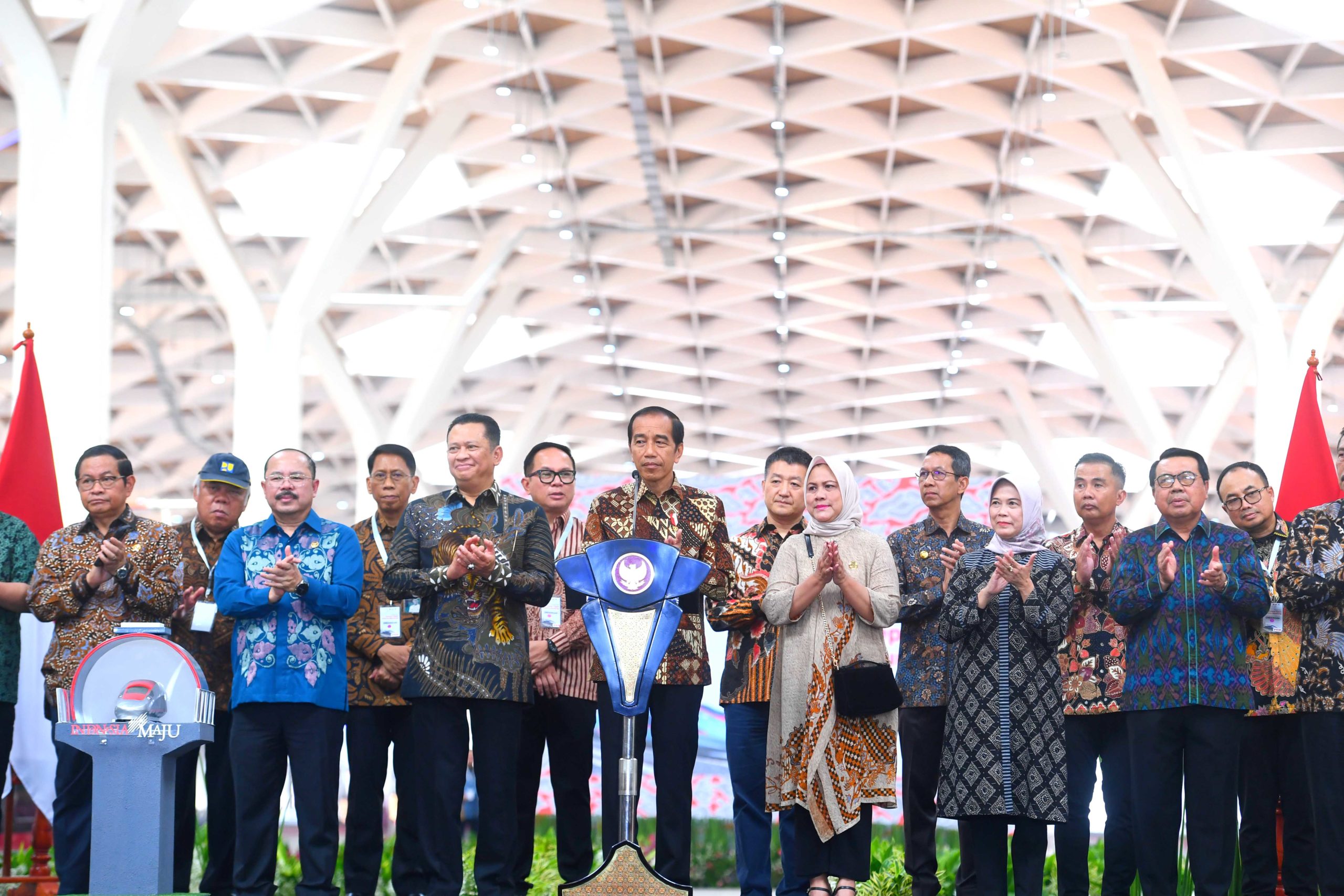 Peresmian Kereta Cepat WHOOSH Oleh Presiden Joko Widodo